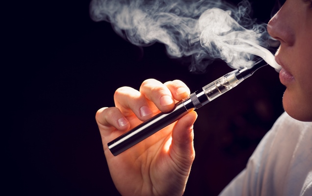 Vaping and lung disease in the US: PHE's advice – UK Health Security Agency