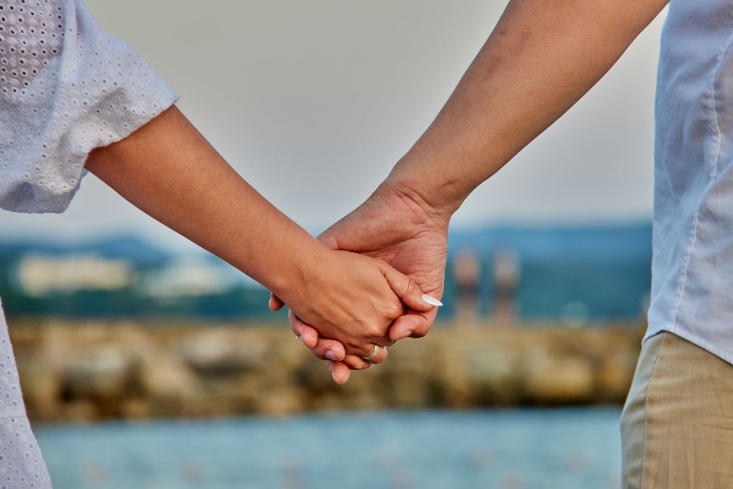 How do you catch genital herpes and is there a cure? 